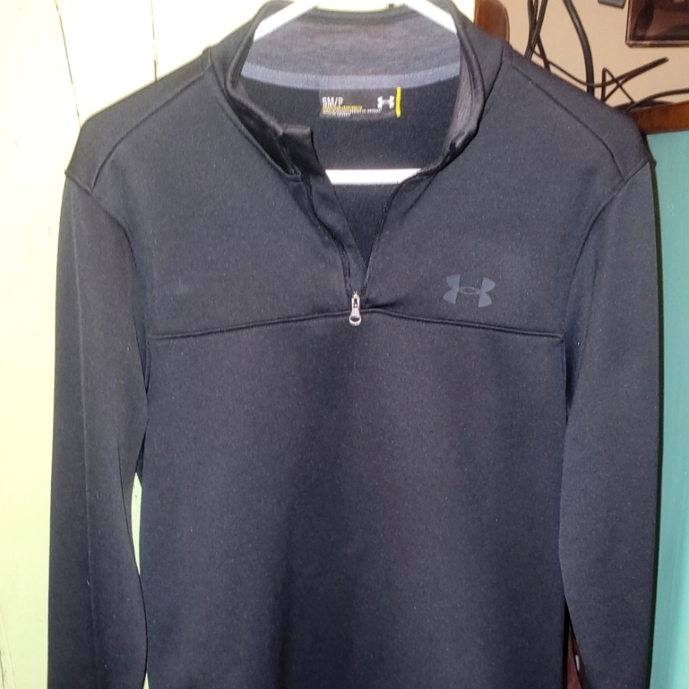 Under armor 3/4 pullover fleece lined storm edition. Men's small. Worn once.